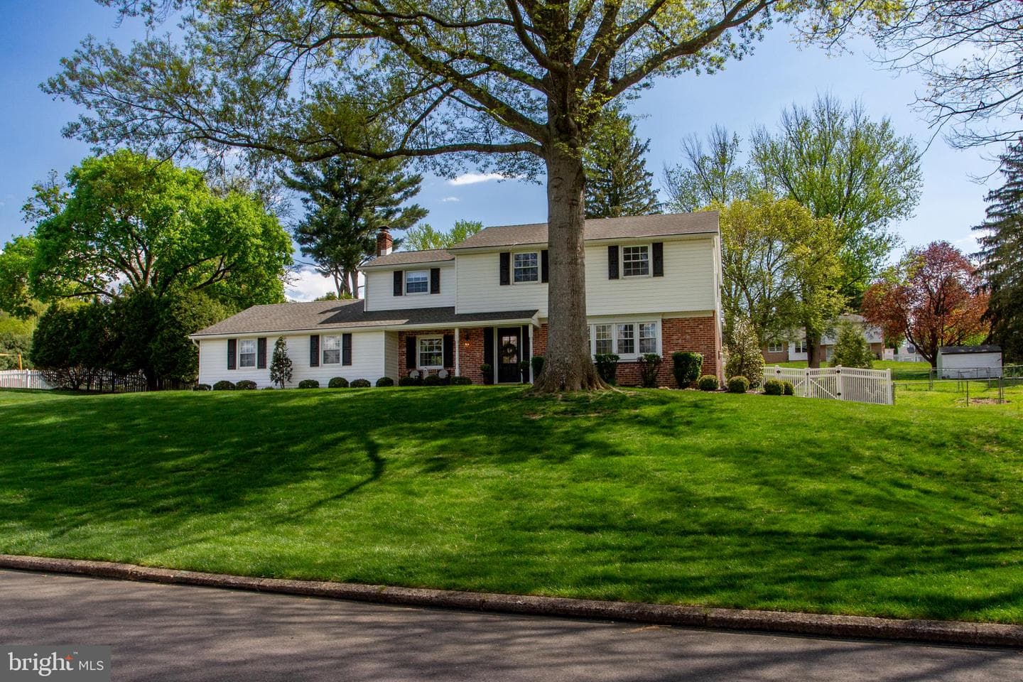 98 E Heron Road photo 5