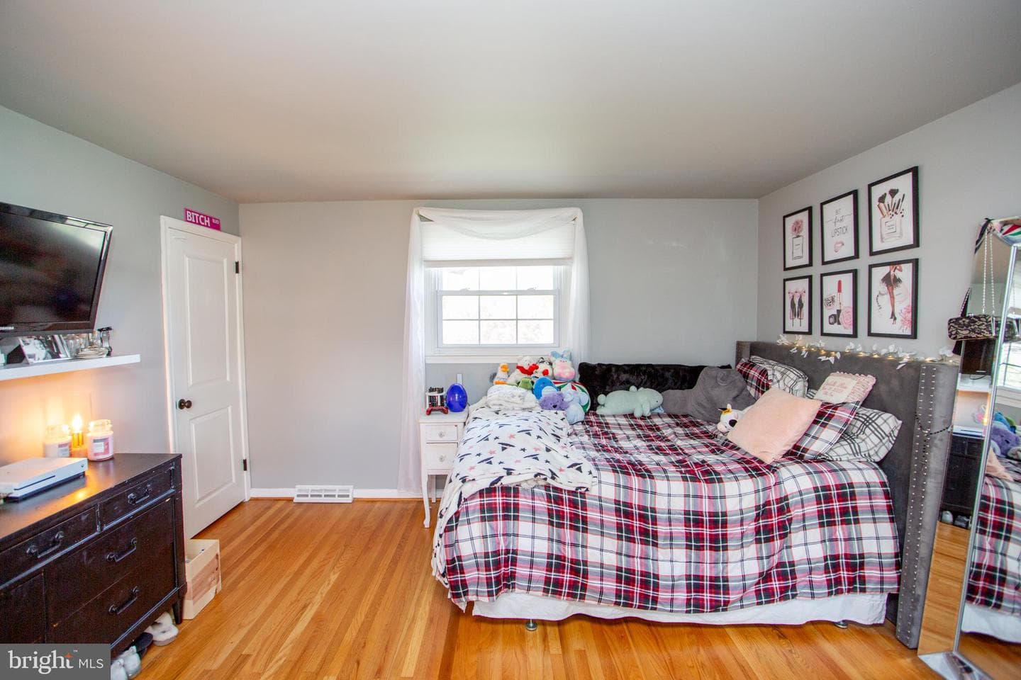 98 E Heron Road photo 62