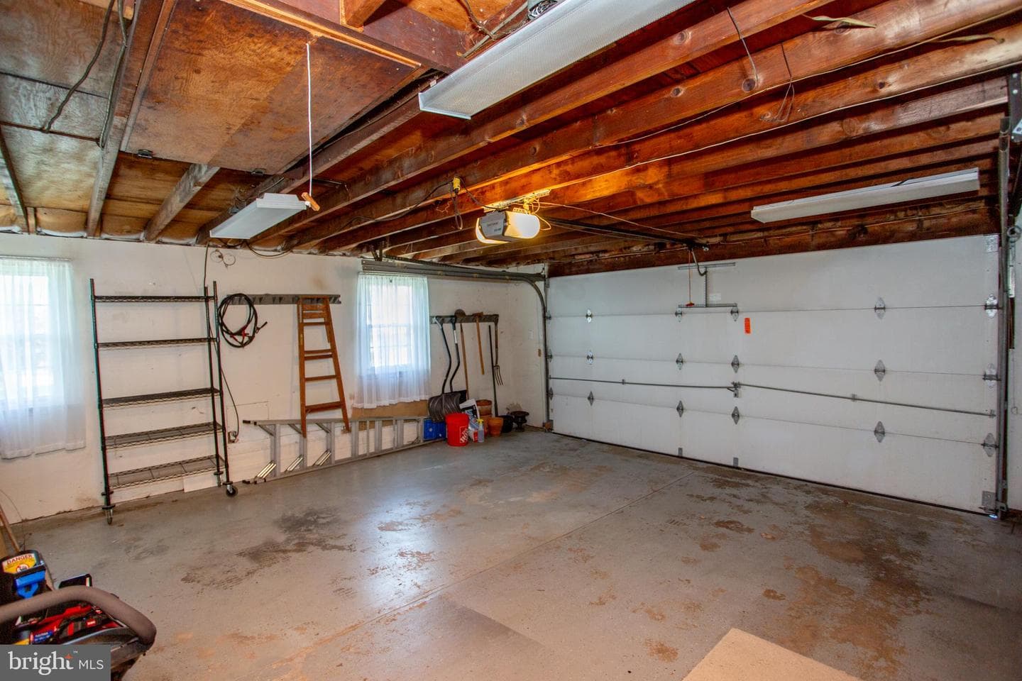 98 E Heron Road photo 65