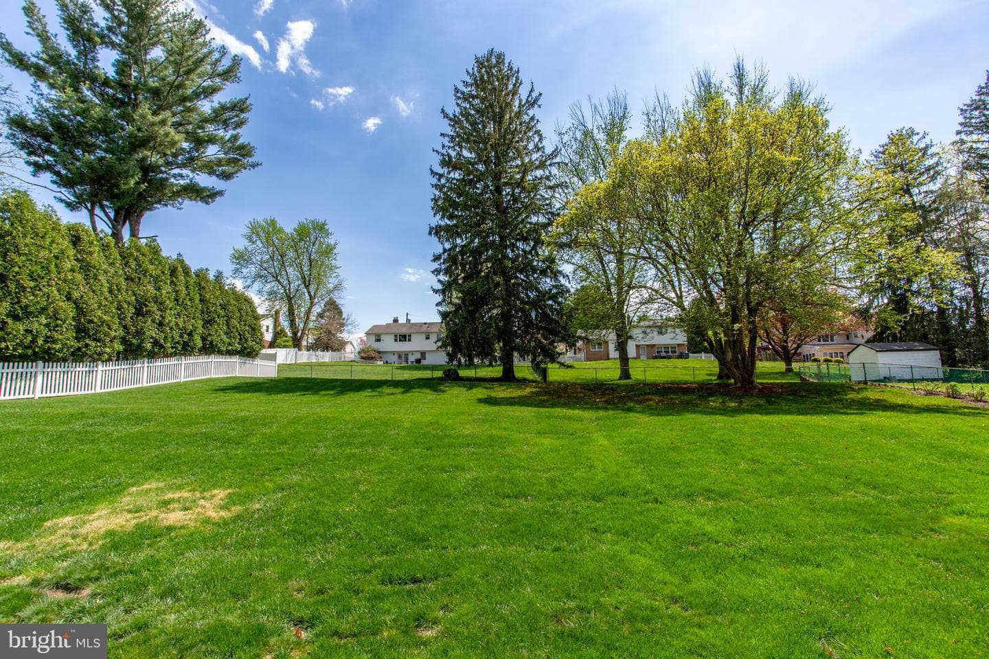 98 E Heron Road photo 85