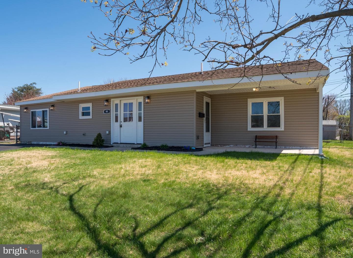 44 Elm Lane photo 3