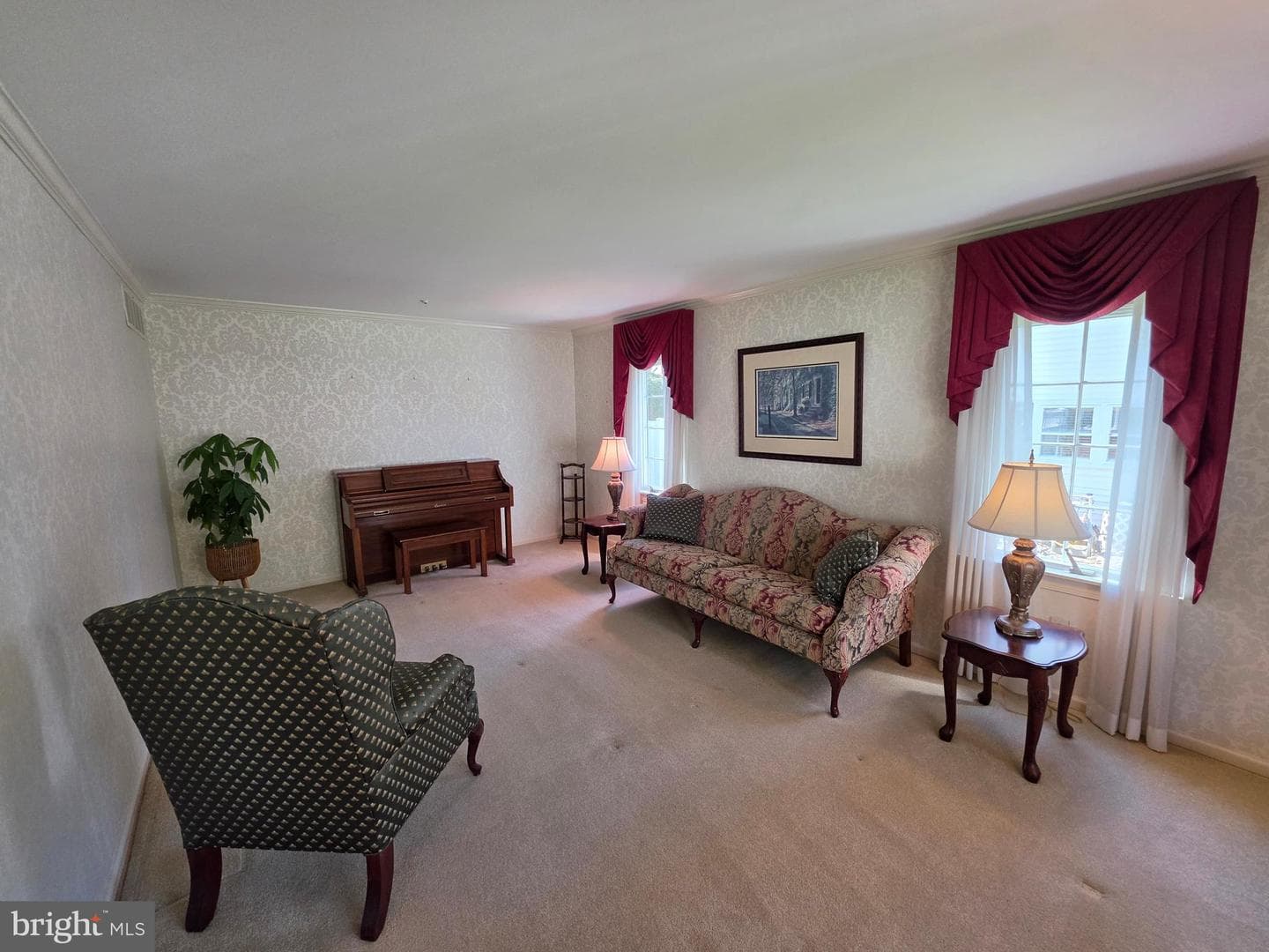 325 Charles Street photo 14