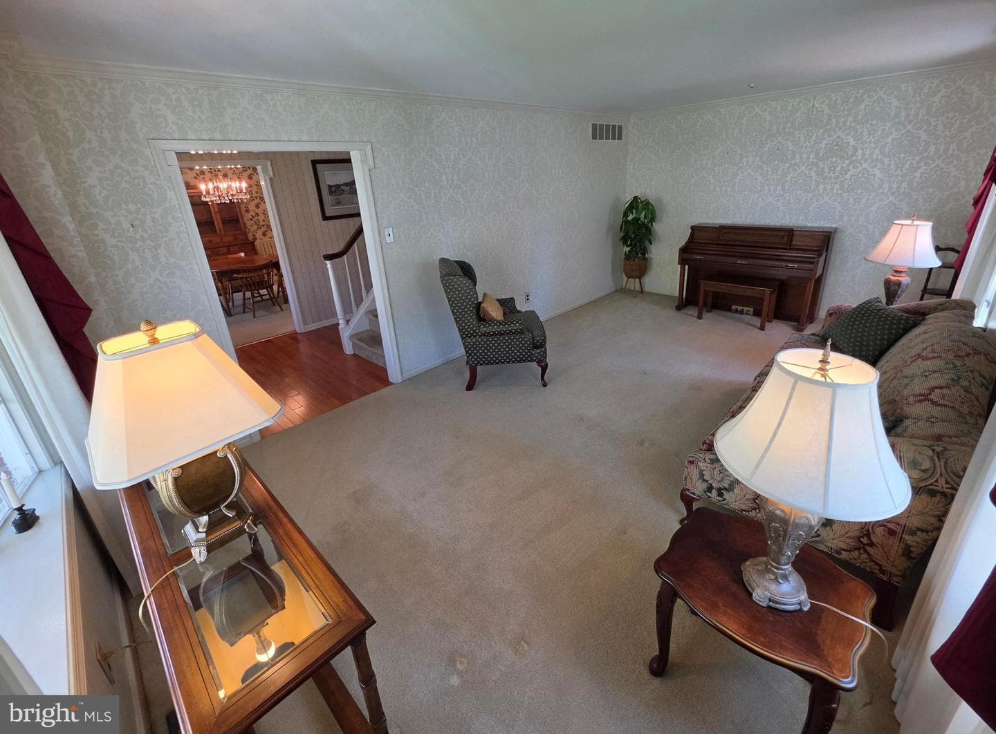 325 Charles Street photo 15