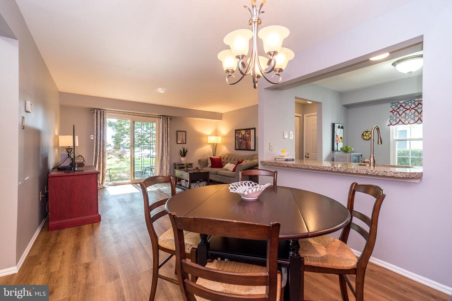 409 Society Place photo 10