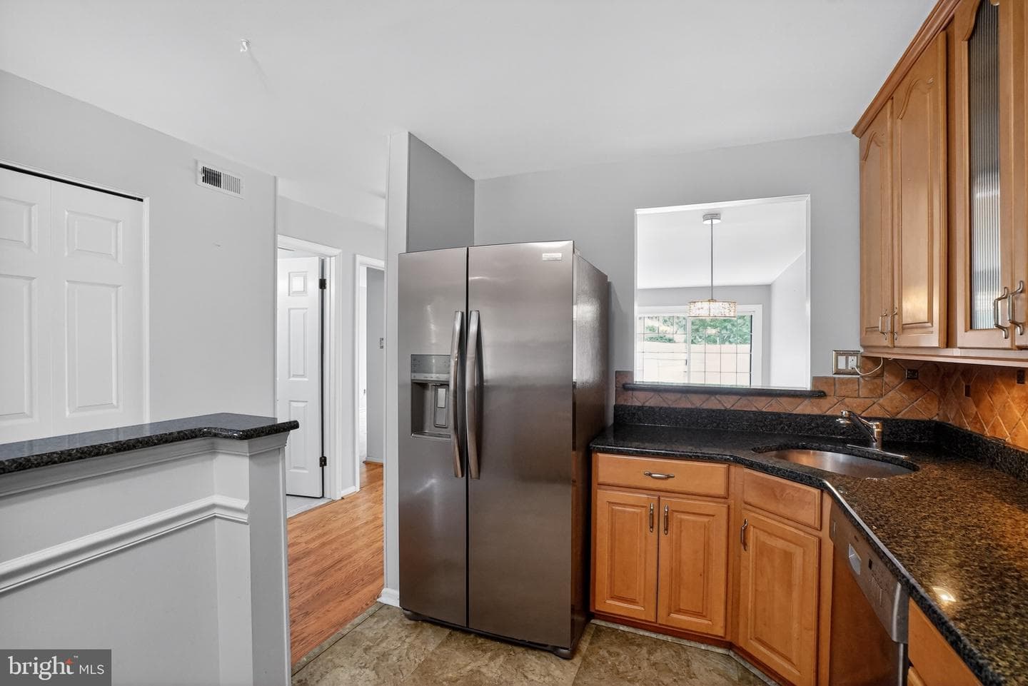 16012 Beacon Hill Drive photo 10