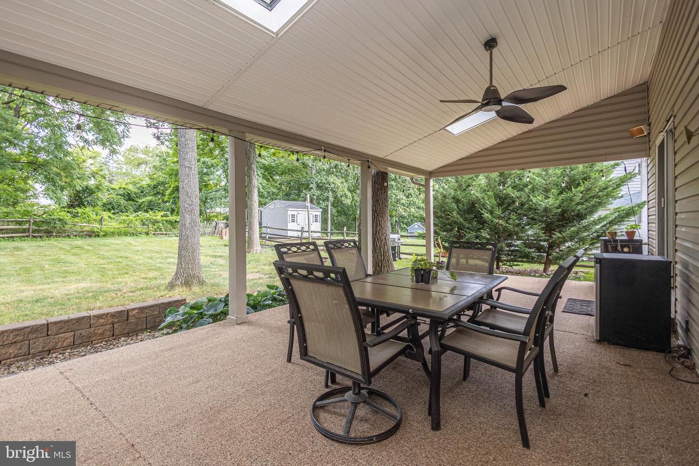 2125 Blackhorse Drive photo 11