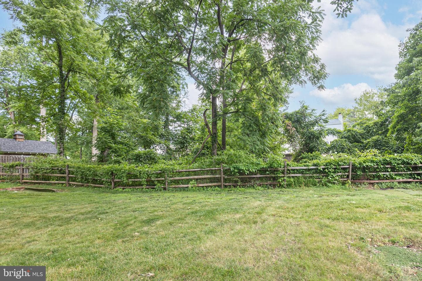 2125 Blackhorse Drive photo 5