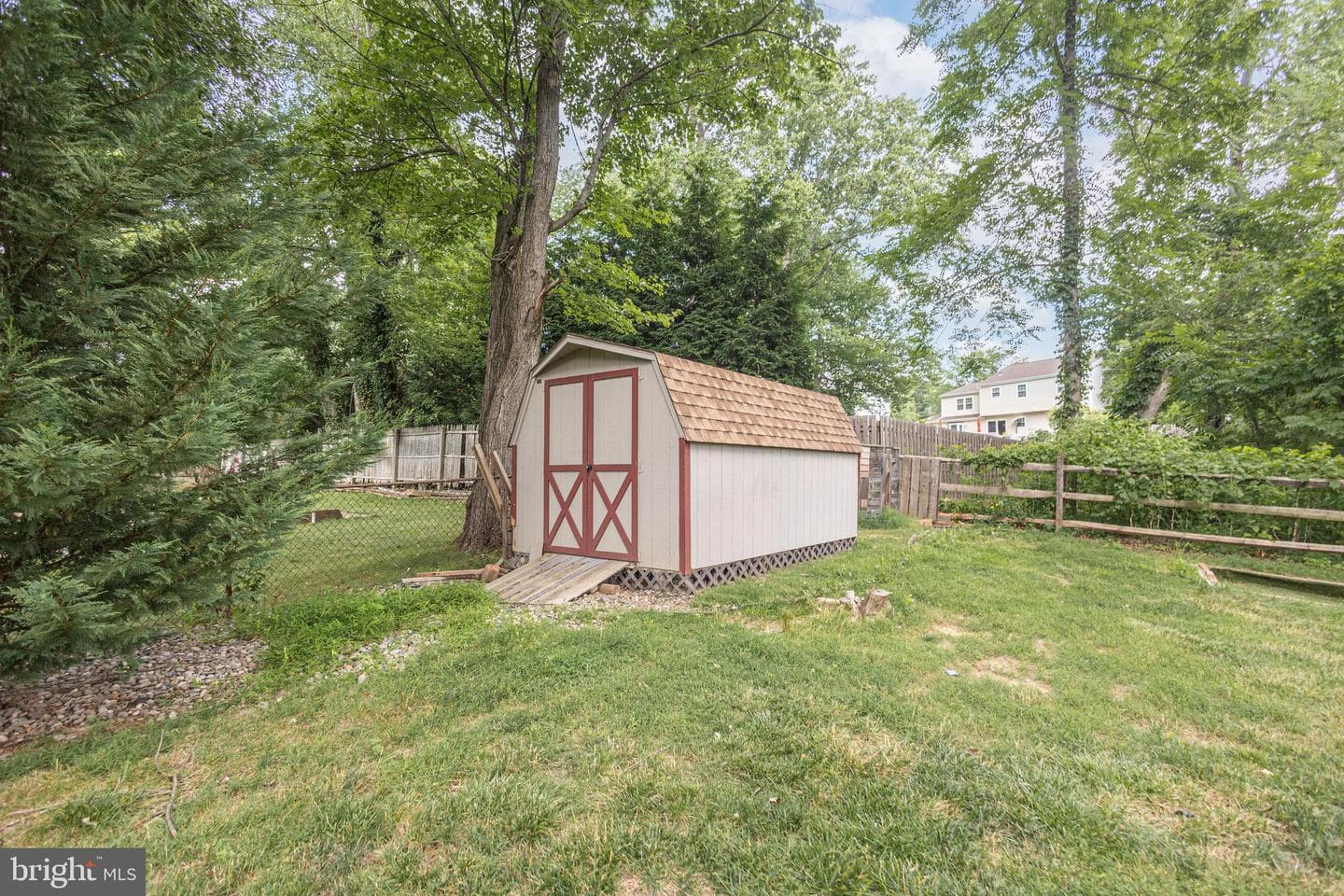 2125 Blackhorse Drive photo 8