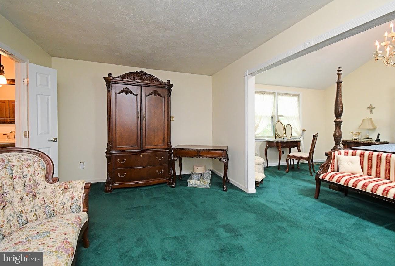695 Friar Drive photo 28