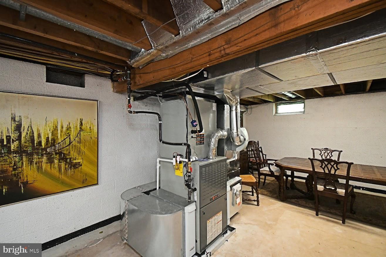695 Friar Drive photo 40