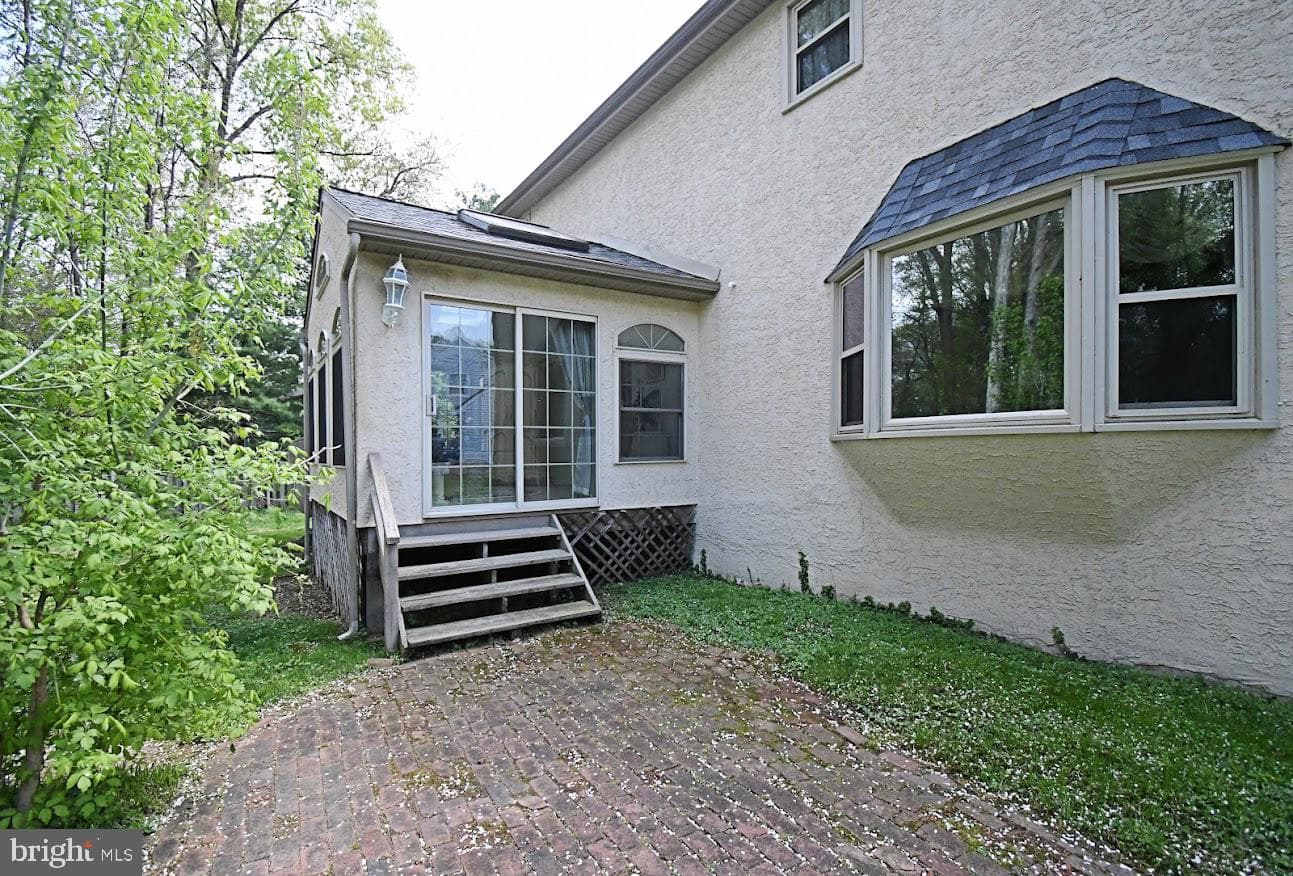 695 Friar Drive photo 47