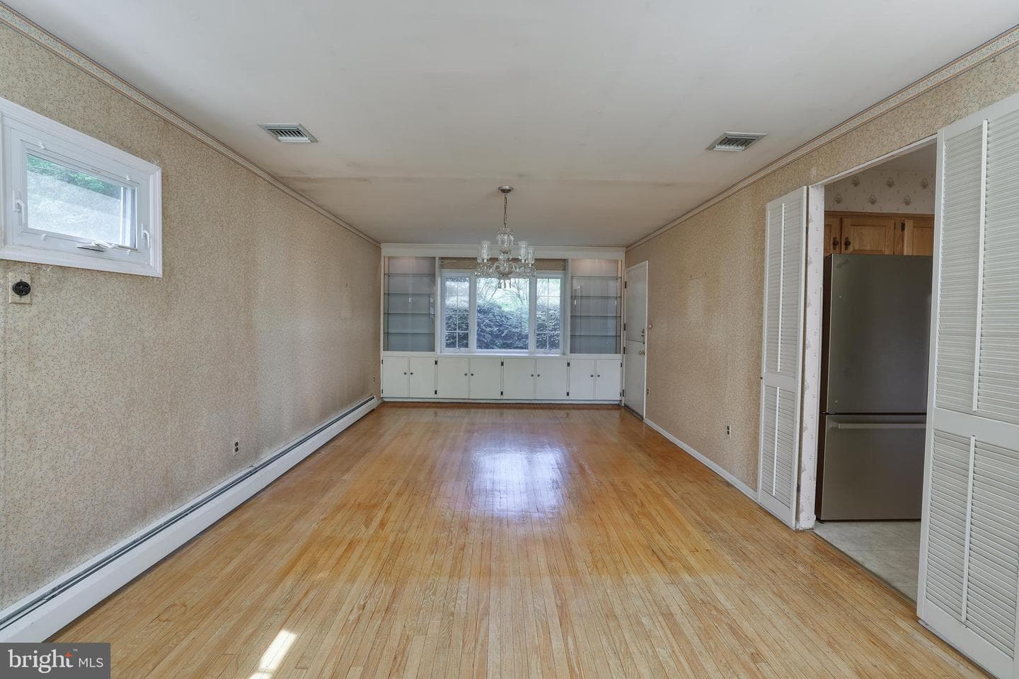 2323 Lakeview Drive photo 10