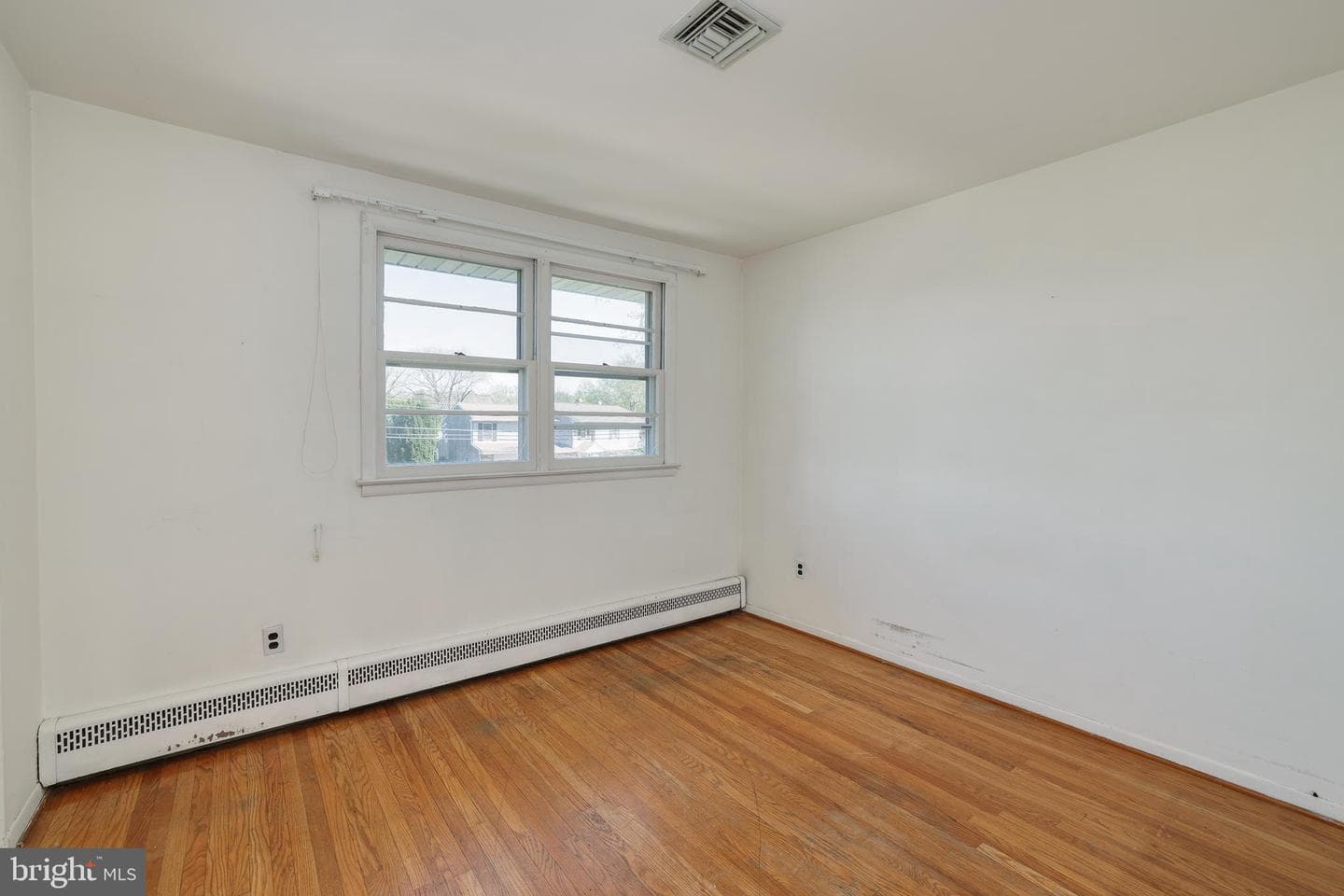 2323 Lakeview Drive photo 16