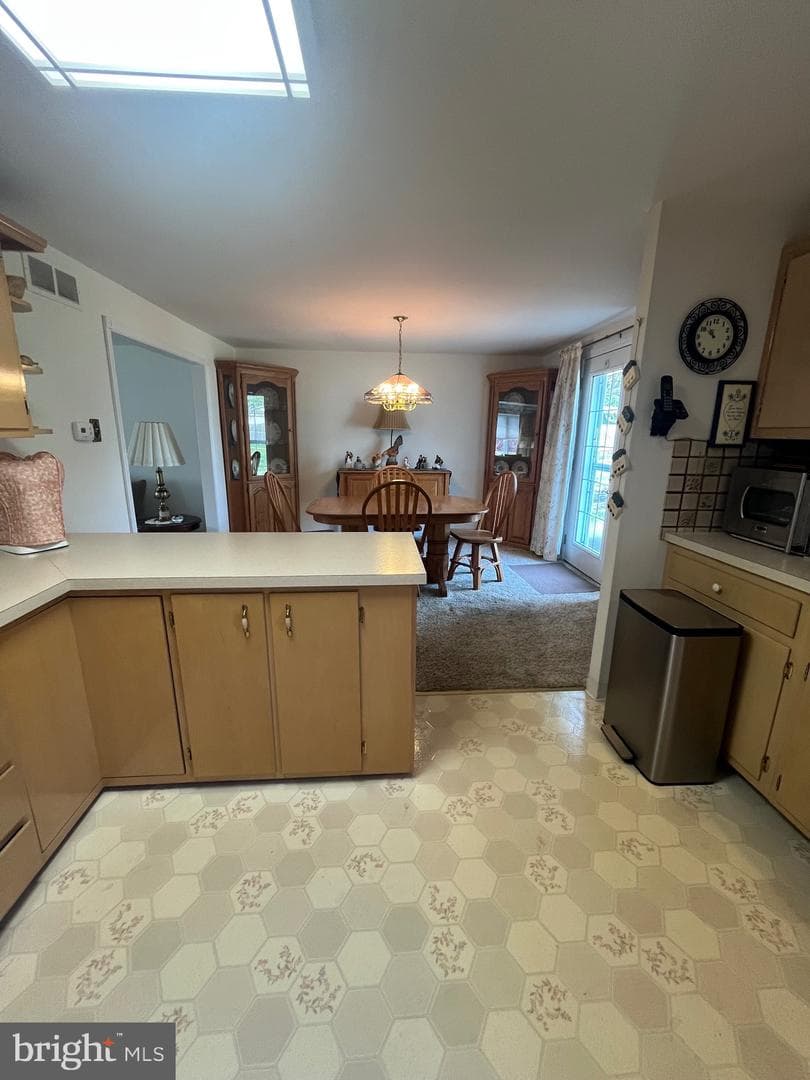 212 S Marmic Drive photo 14