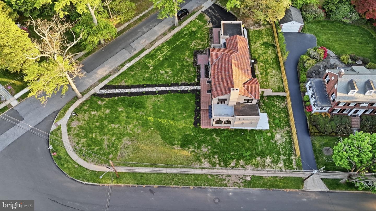 3 Ridge Avenue photo 66