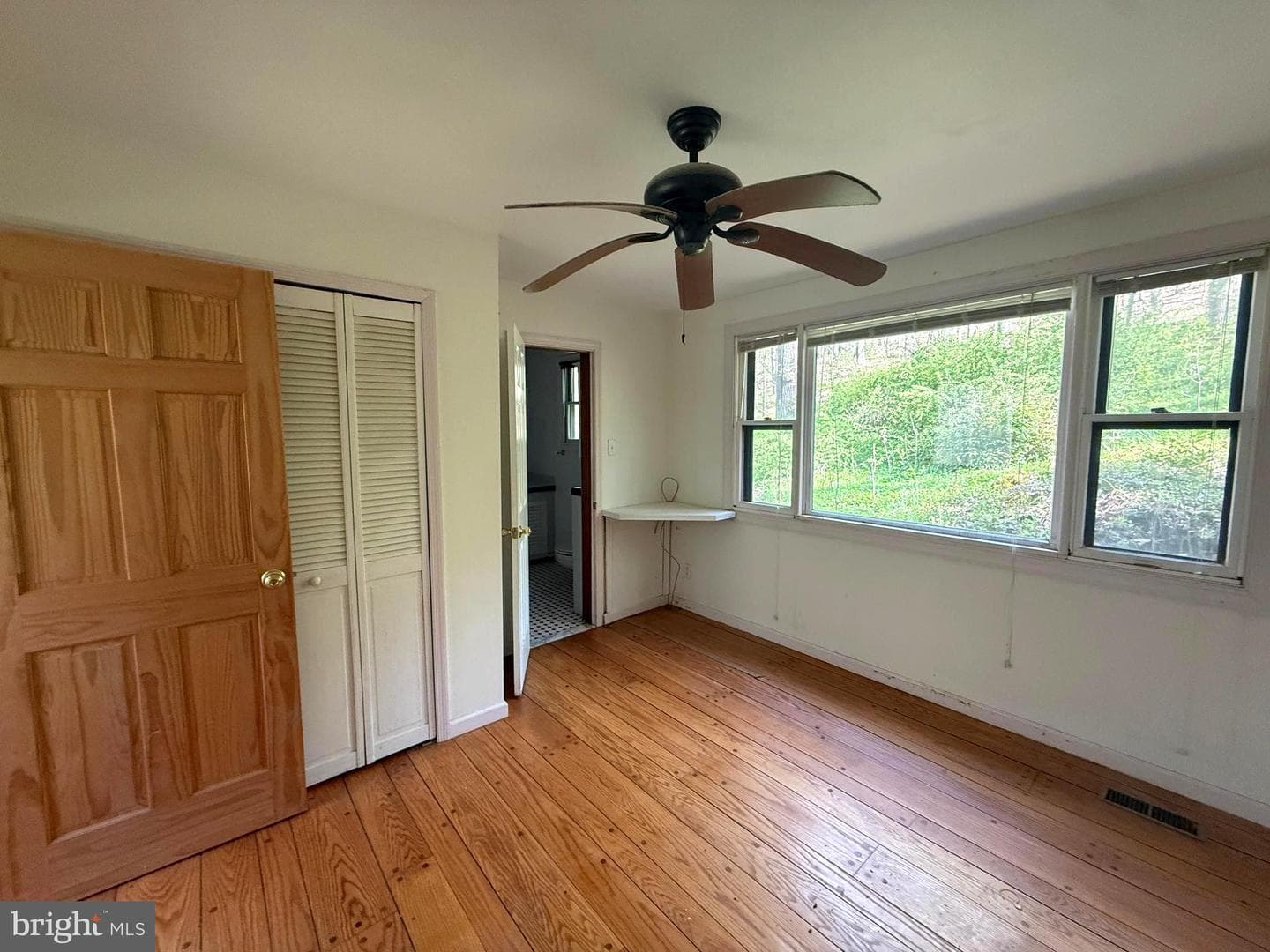 7126 Upper York Road photo 16