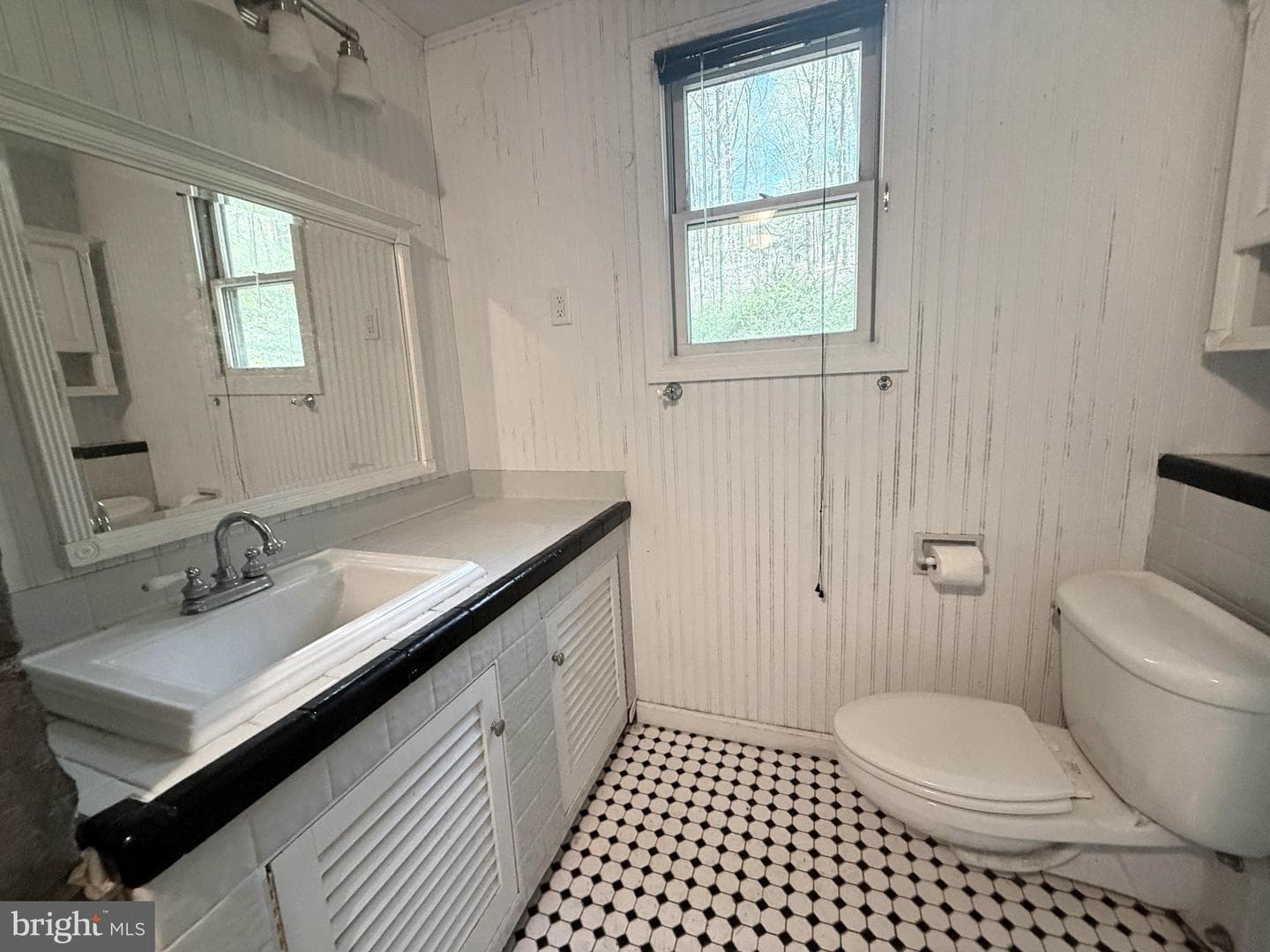 7126 Upper York Road photo 17