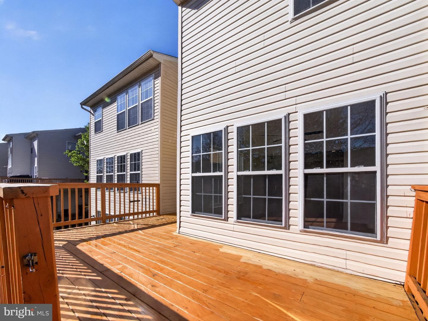 207 Windsor Court photo 38