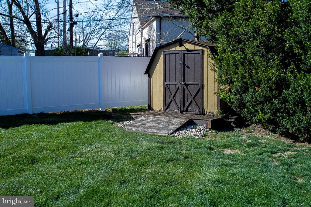 14 Revere Street photo 38