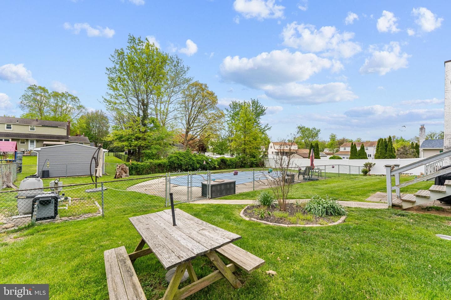 1109 Central Avenue photo 39
