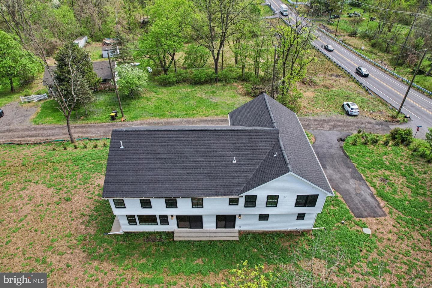 2627 County Line Rd photo 6
