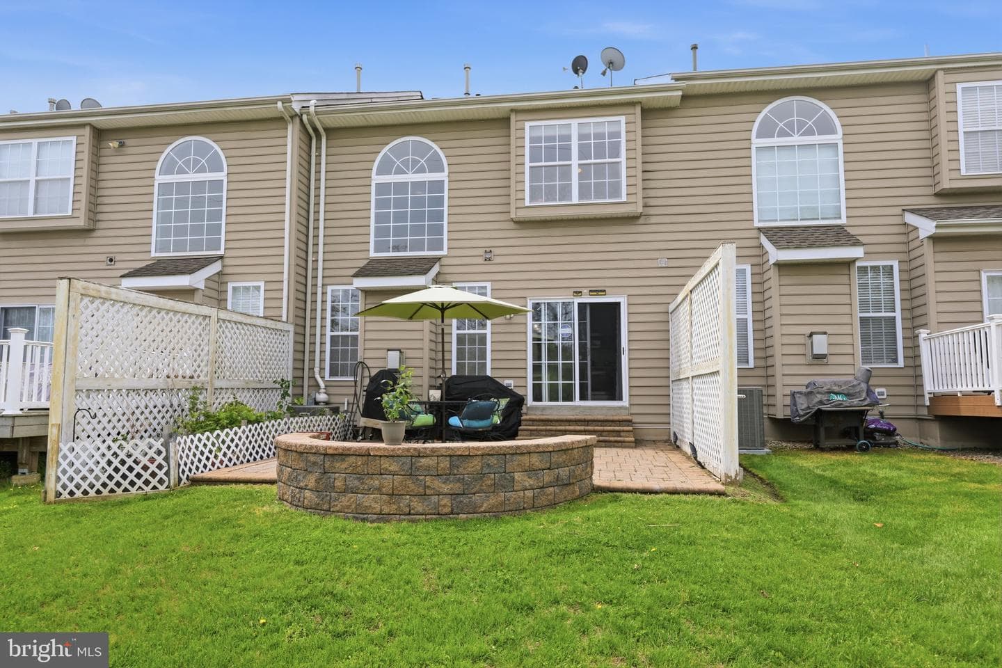 7 Wellington Road photo 37