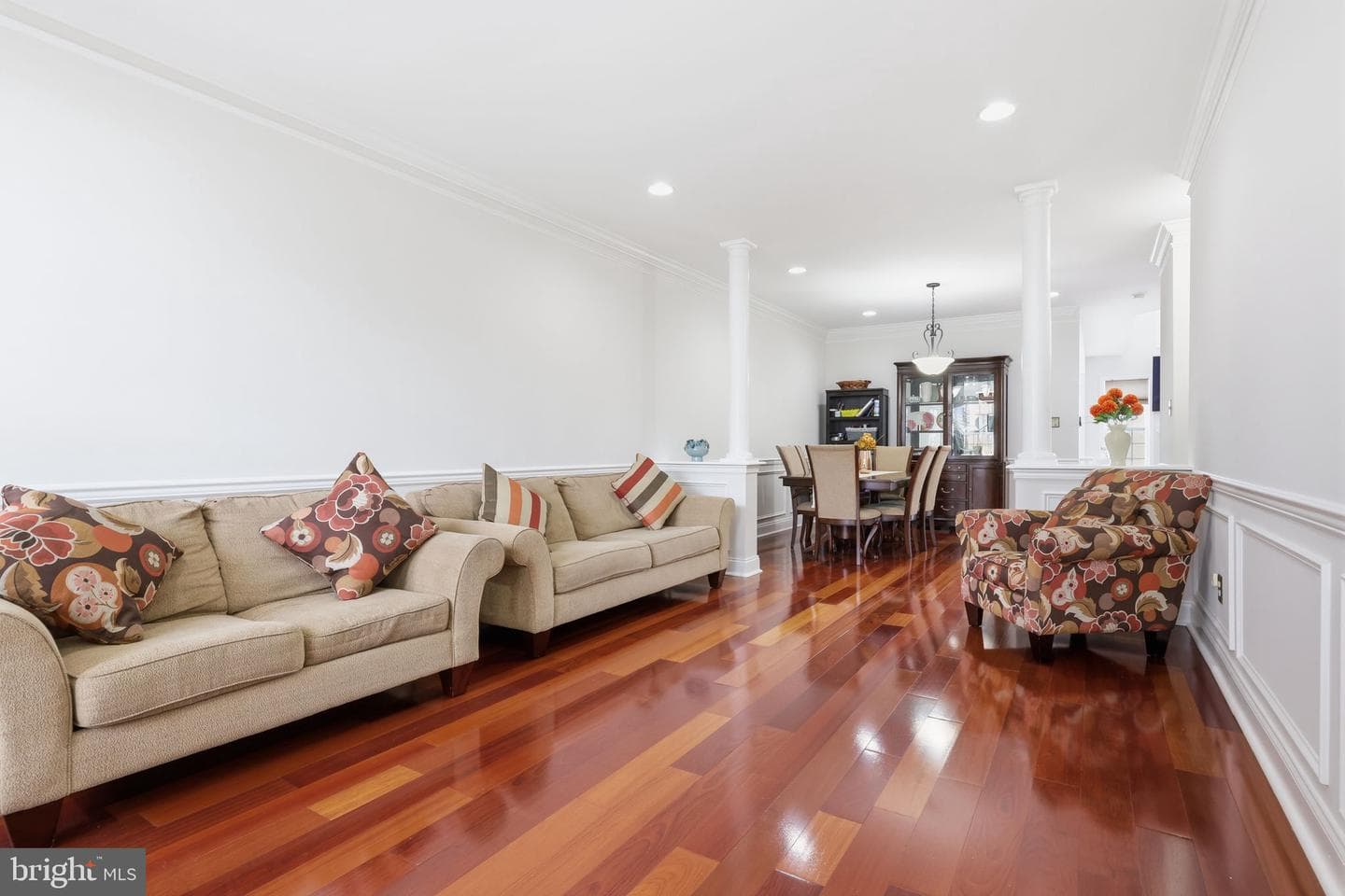 7 Wellington Road photo 5