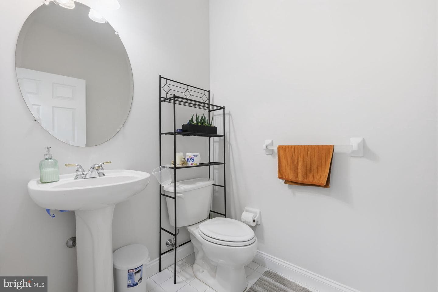 7 Wellington Road photo 9