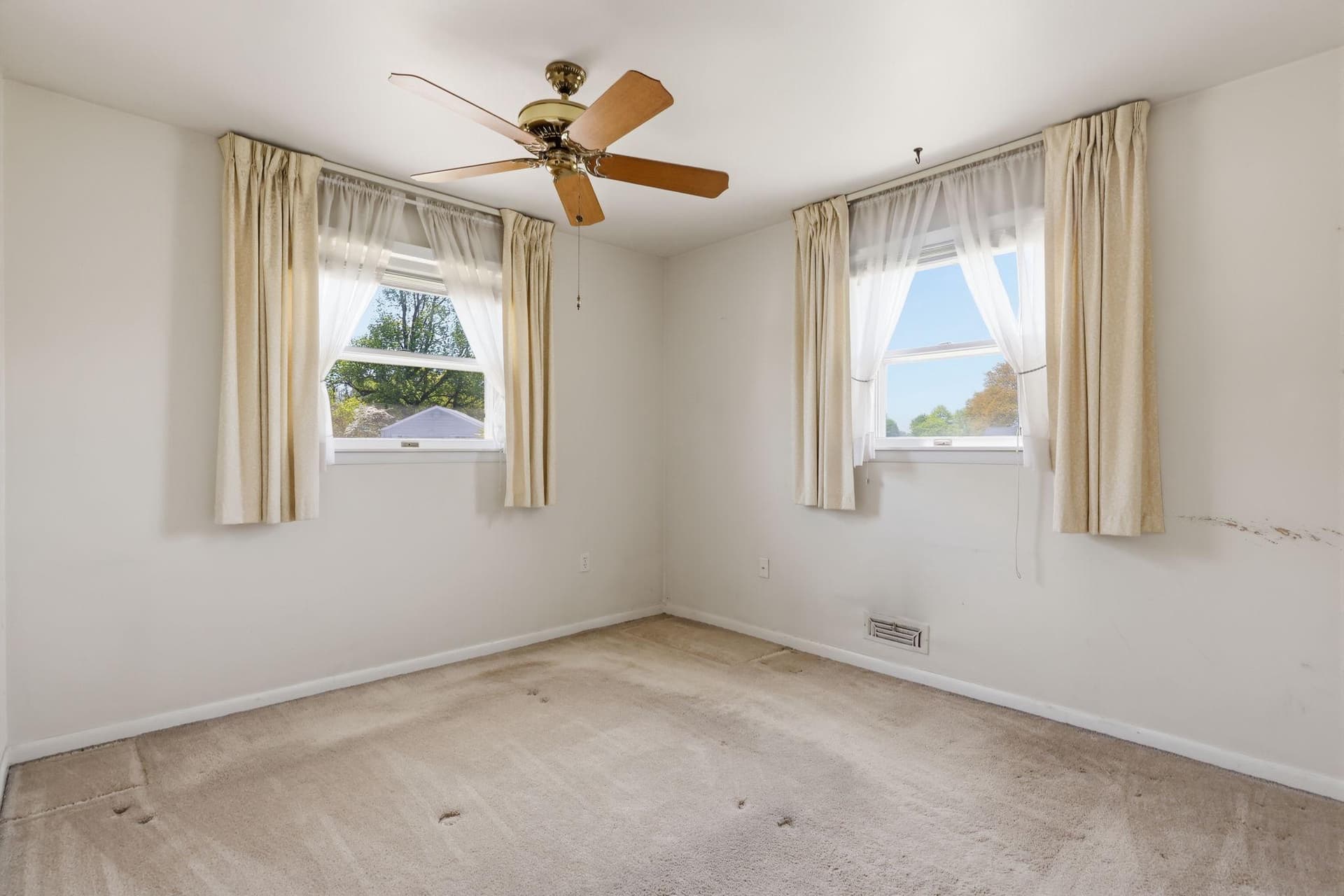 903 Pine Road photo 11