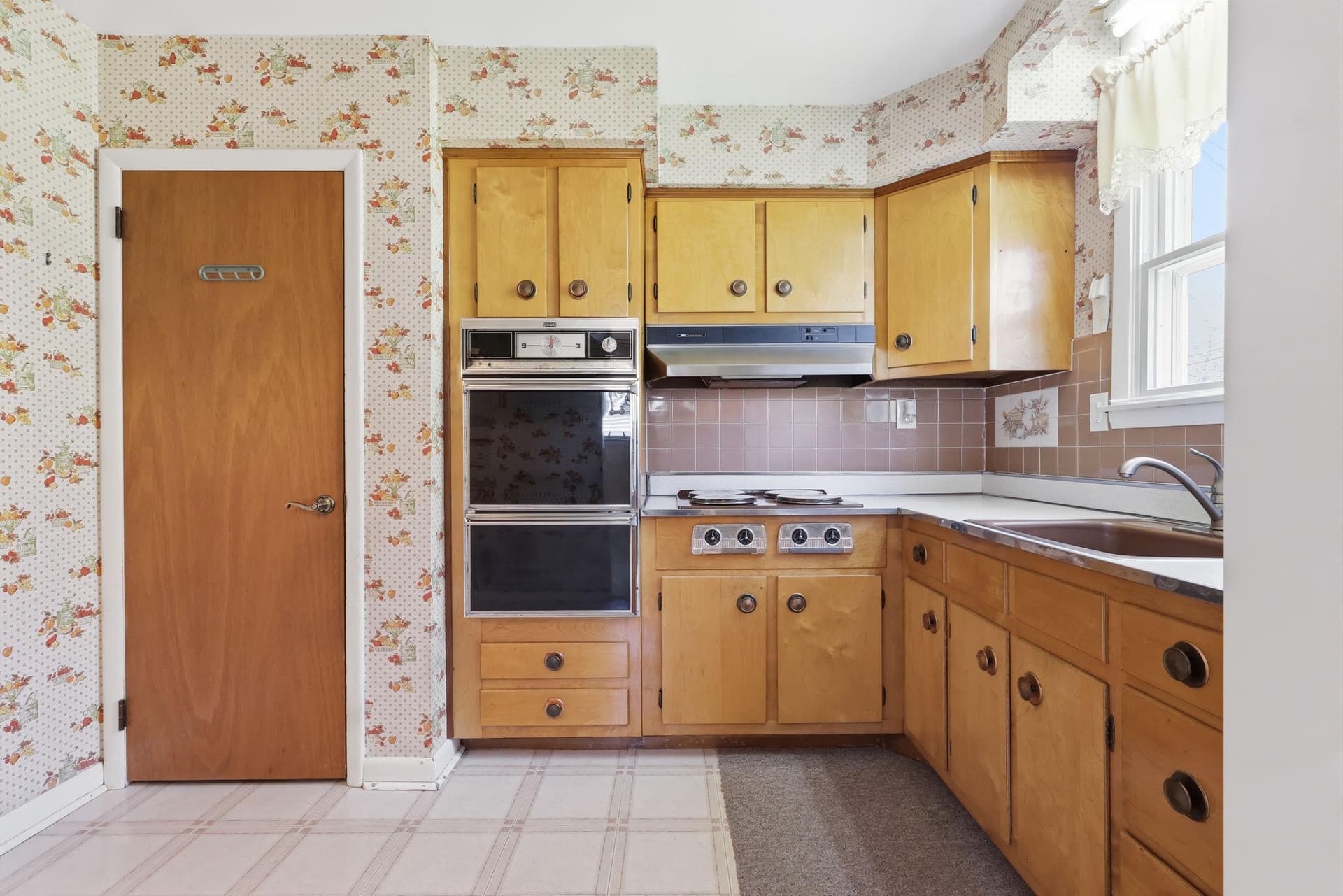 903 Pine Road photo 8