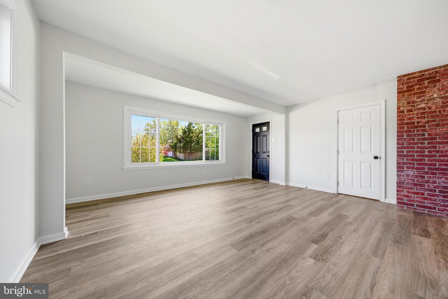 11 Whitewood Drive photo 11