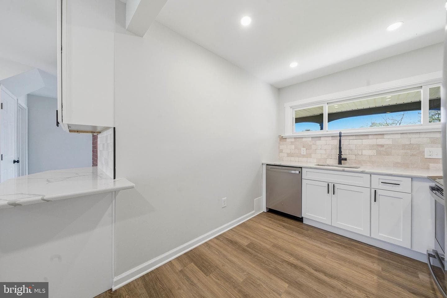 11 Whitewood Drive photo 17