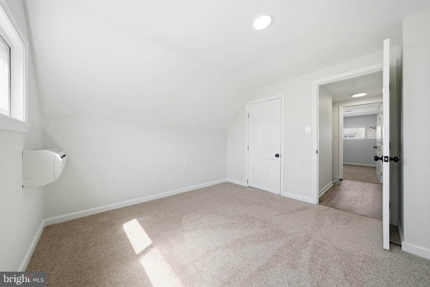 11 Whitewood Drive photo 34