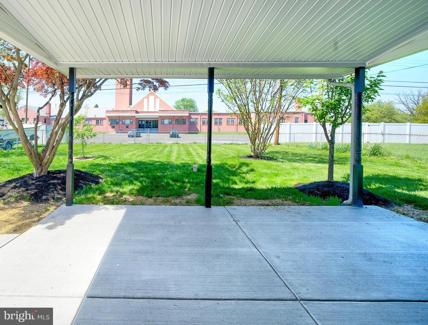 11 Whitewood Drive photo 6