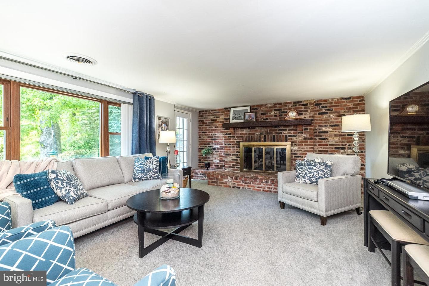 216 Windsor Drive photo 26