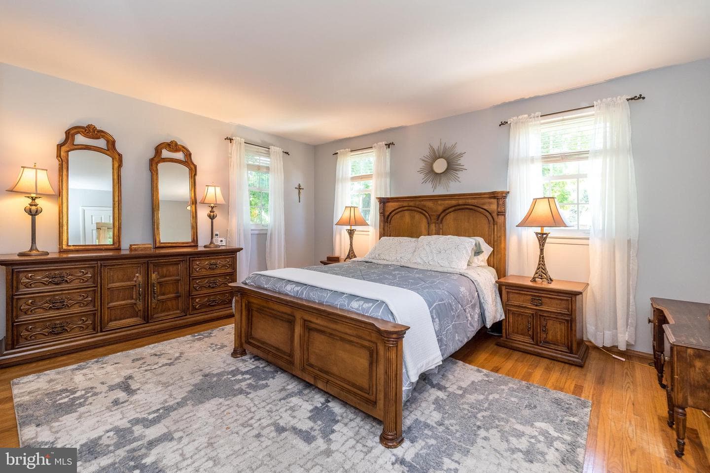 216 Windsor Drive photo 32