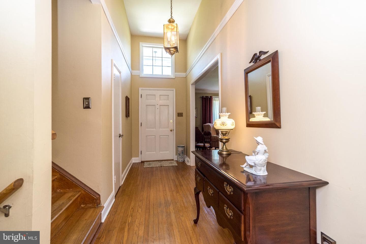 216 Windsor Drive photo 6