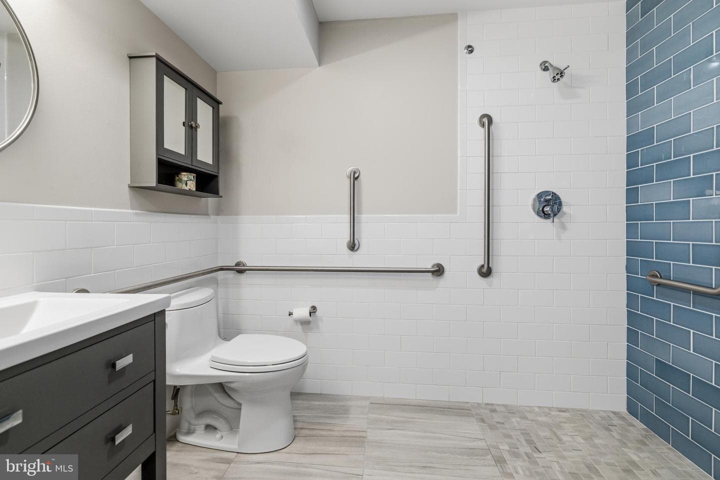 118 Westbury Court photo 18