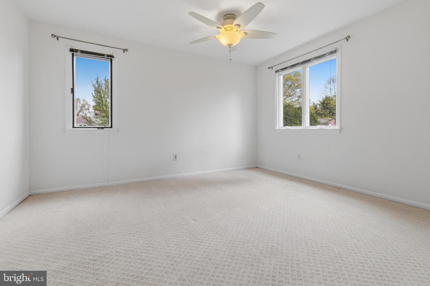 118 Westbury Court photo 25