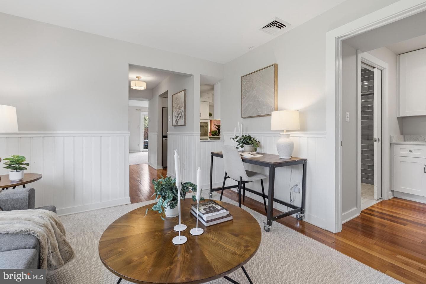 118 Westbury Court photo 6