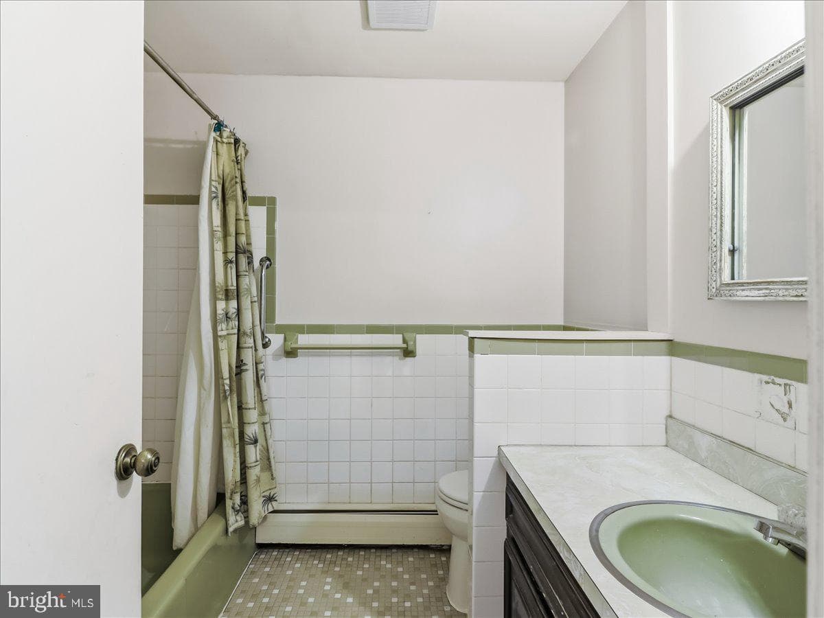 64 Gelder Drive photo 20