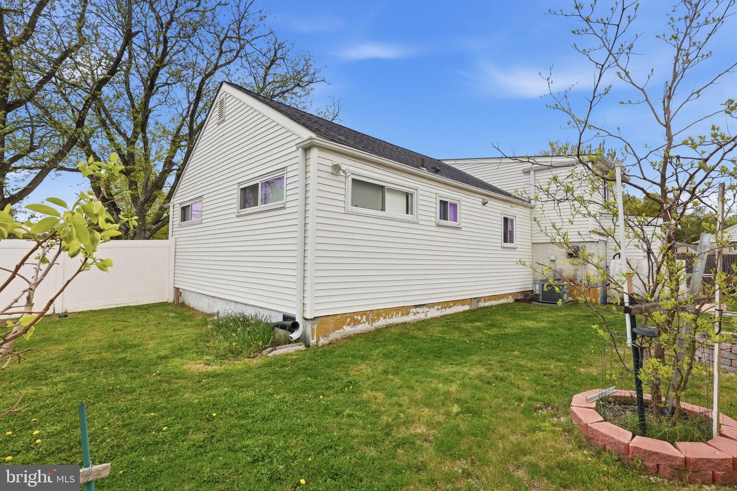 2500 Woodlawn Drive photo 28