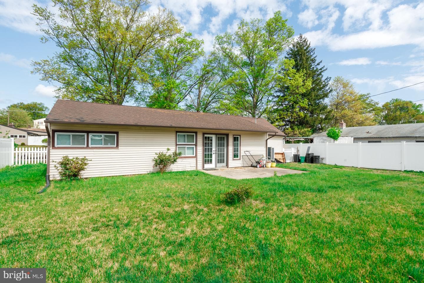80 Thornridge Drive photo 23