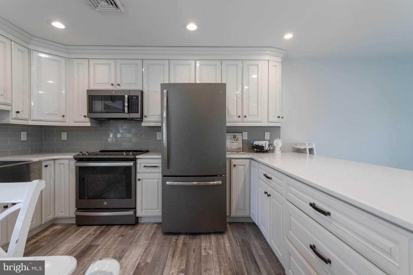 80 Thornridge Drive photo 5