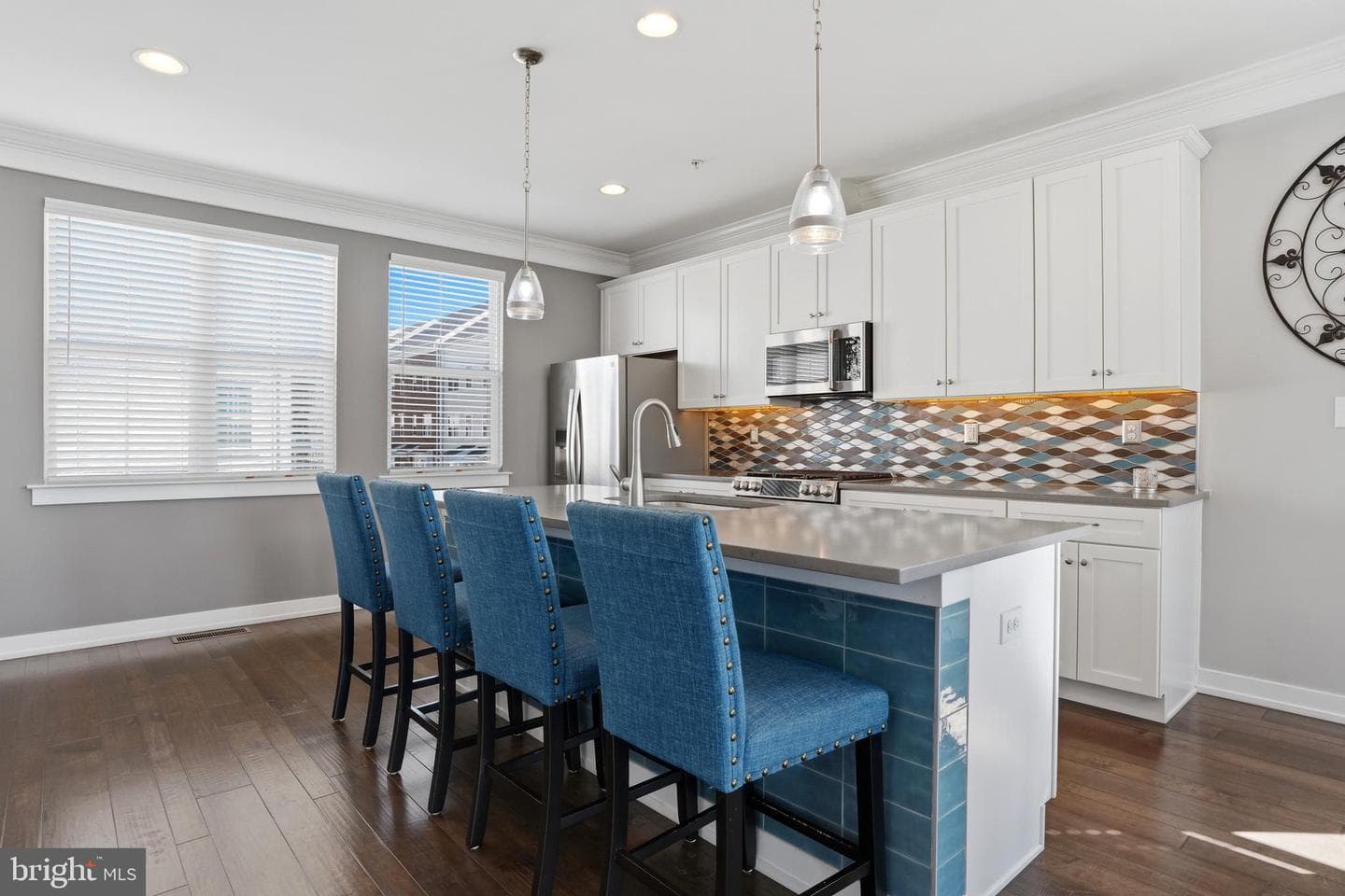 108a Dock Street photo 20