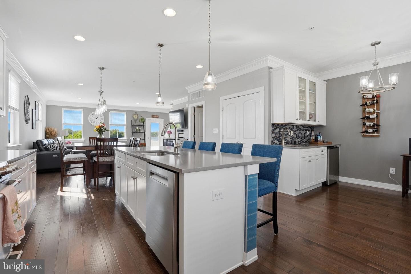 108a Dock Street photo 23
