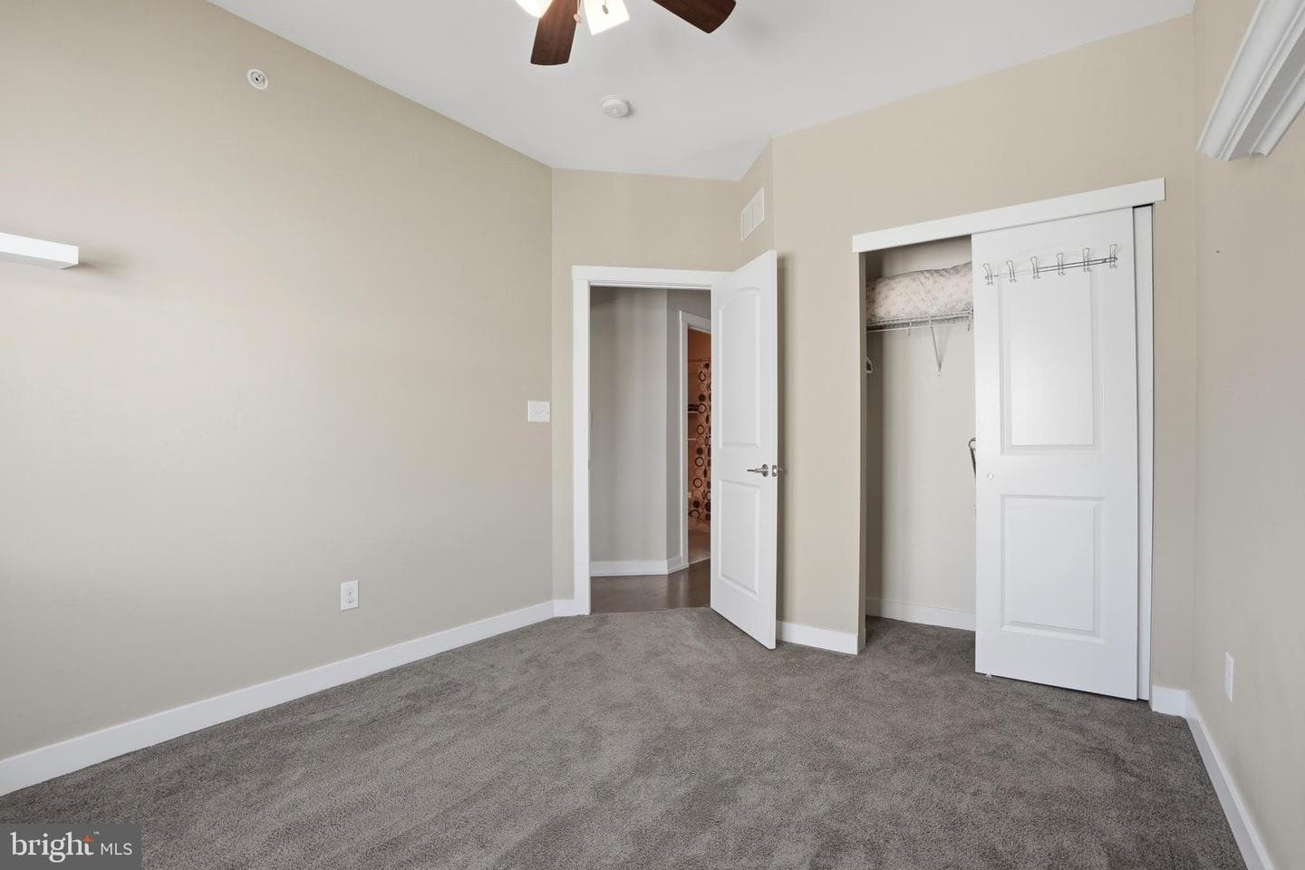 108a Dock Street photo 36