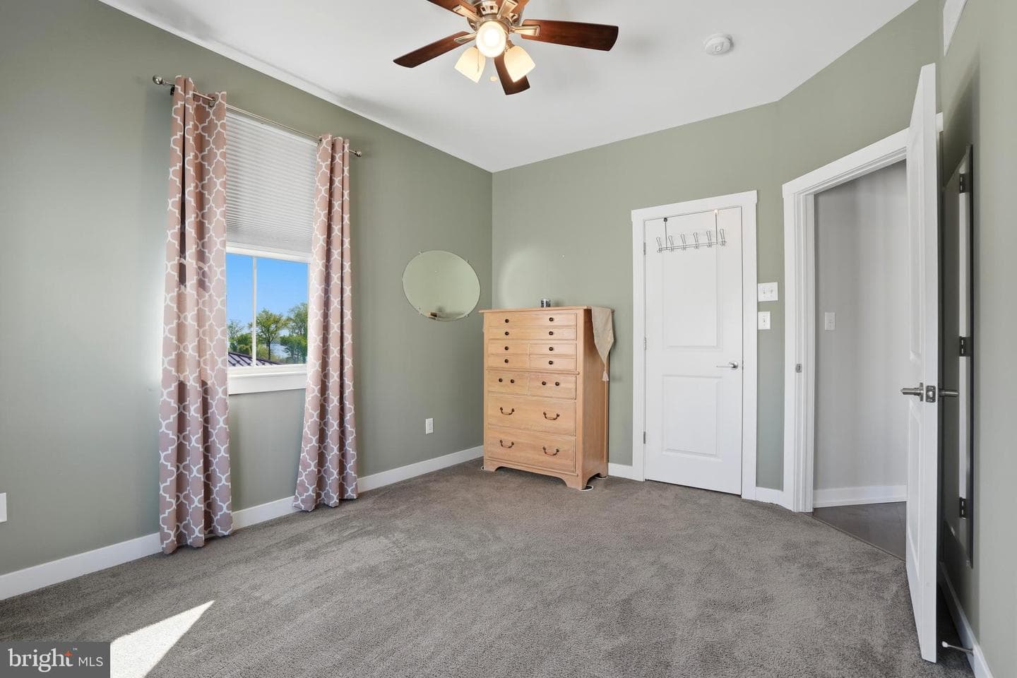 108a Dock Street photo 39