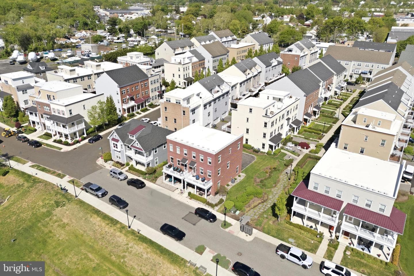 108a Dock Street photo 42