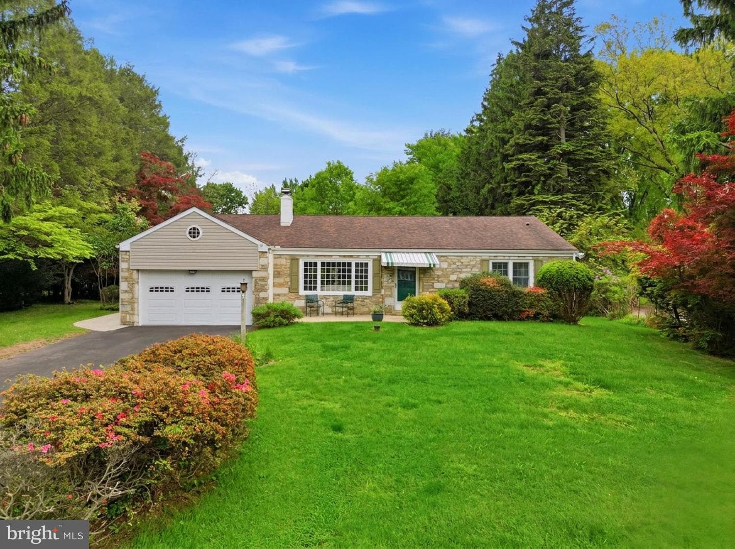 162 Valley Drive photo 2